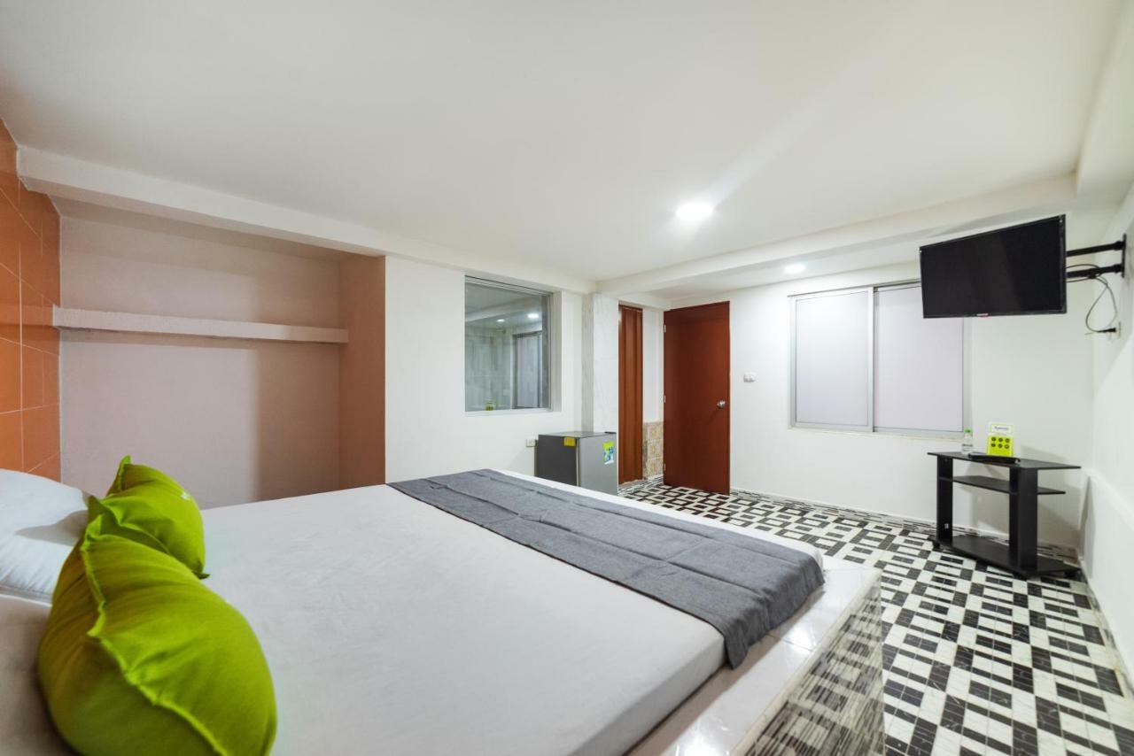 Ayenda 1122 Victoria Hotel Pereira Ngoại thất bức ảnh