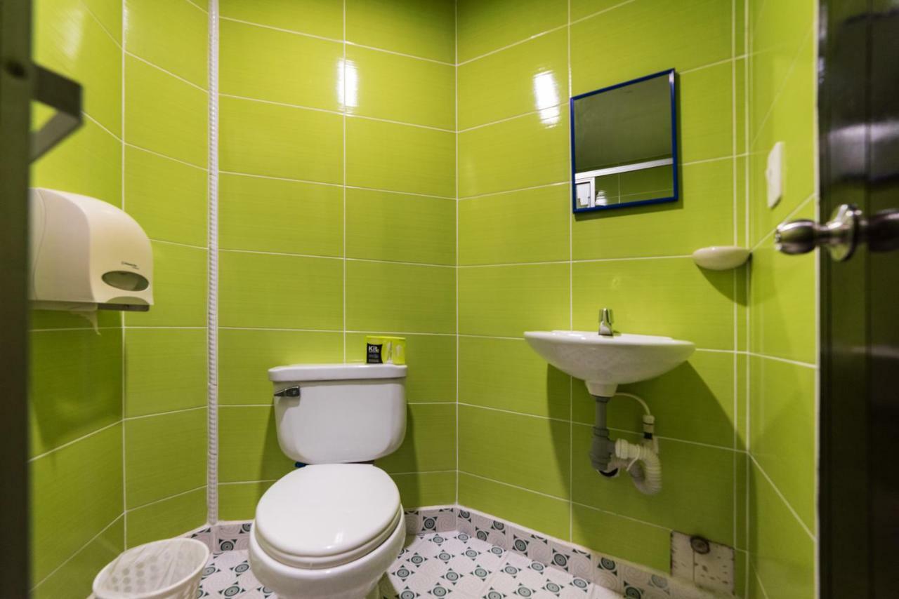 Ayenda 1122 Victoria Hotel Pereira Ngoại thất bức ảnh